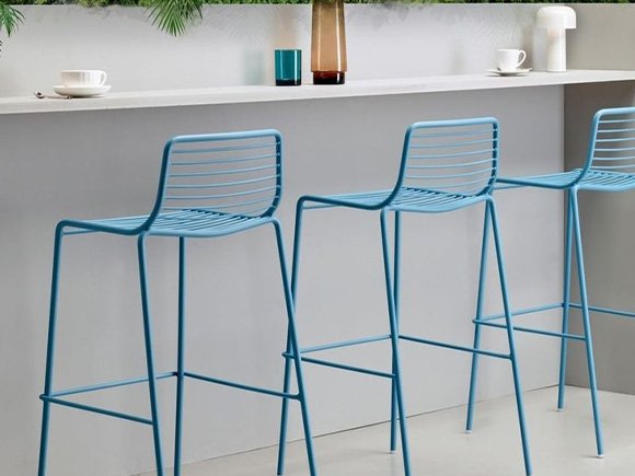 Tabouret de bar commercial pour projets de bars et de comptoirs