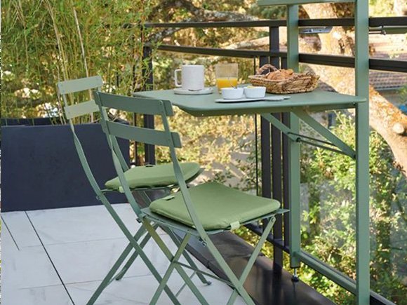 Détail d’une chaise pliante pour les projets commerciaux