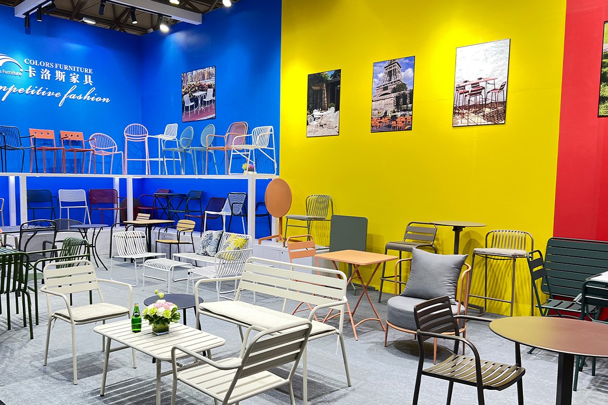 Composants et accessoires de mobilier d'extérieur préparés pour la production de meubles OEM