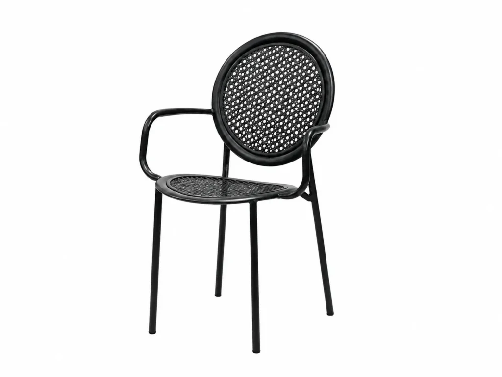 Metalowy fotel do jadalni Orbit Round Mesh na zewnątrz